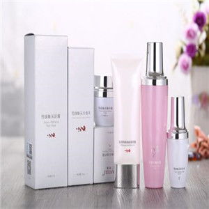 領(lǐng)美化妝品加盟優(yōu)勢(shì) 把握美妝行業(yè)機(jī)遇，共創(chuàng)財(cái)富未來(lái)